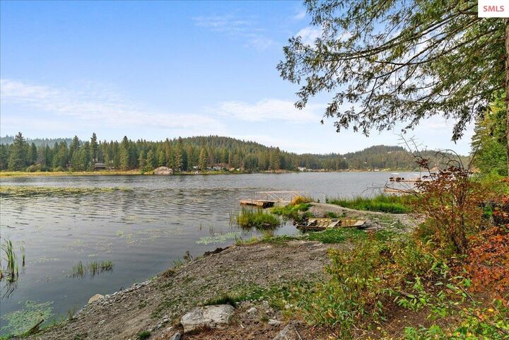 Property Photo: 529 S Beaver Lake Rd ID 83801