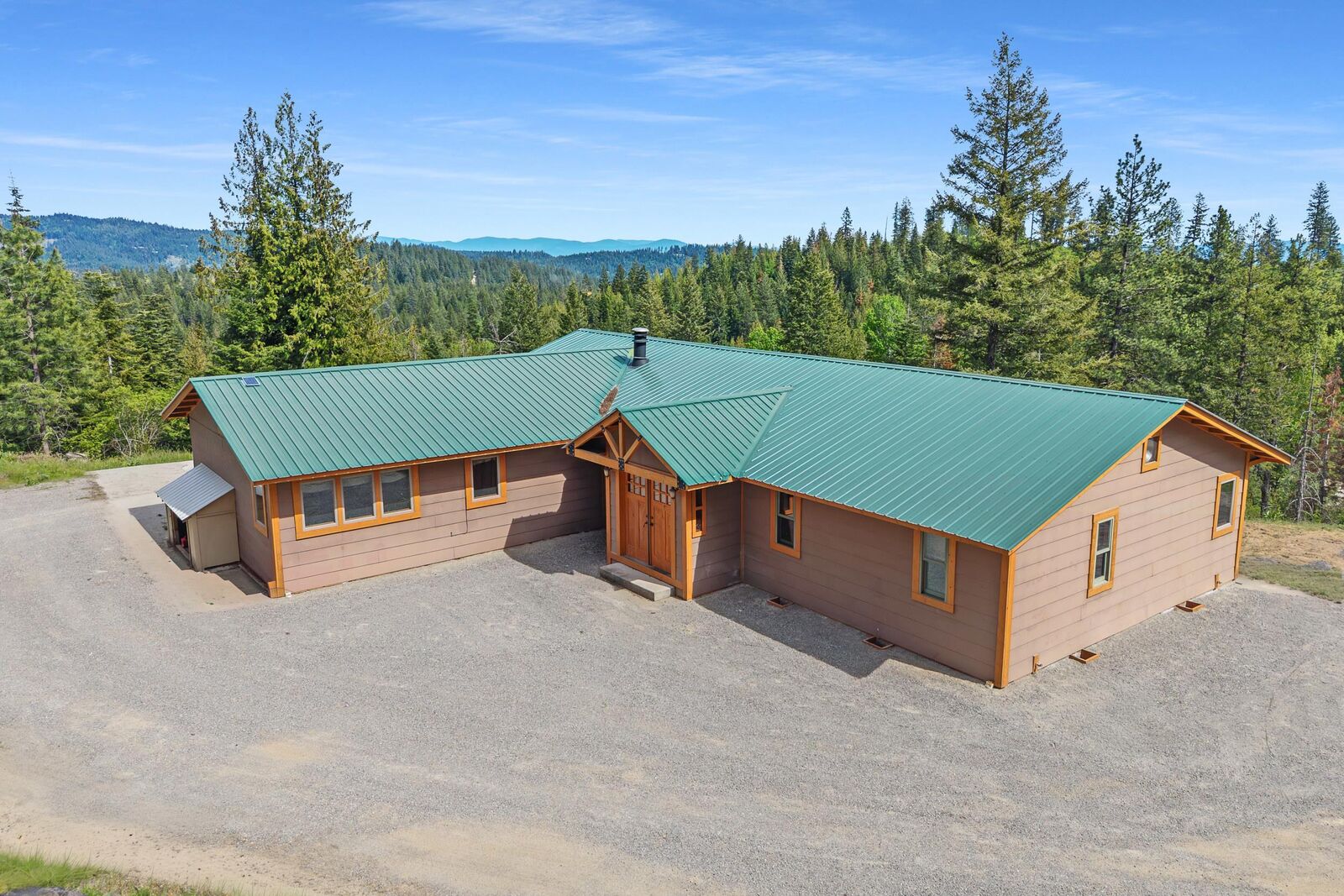 Property Photo: 16027 N Koth Rd WA 99205