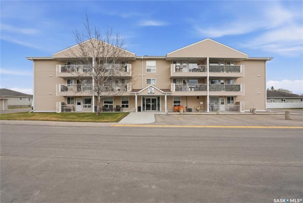 Photo de la propriété:  206 Pioneer Place 102  SK S0K 4S0 