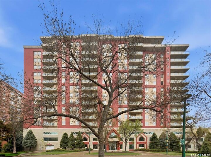902 Spadina Crescent E 1406 — photo 1