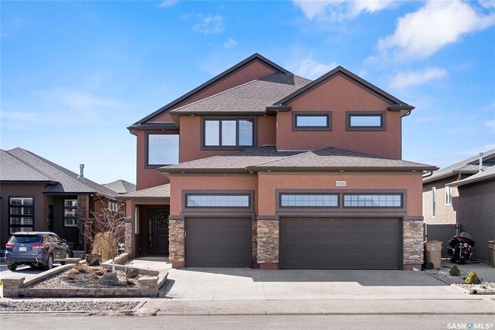 Property Photo: 4350 Sandpiper Crescent E SK S4V 1N3