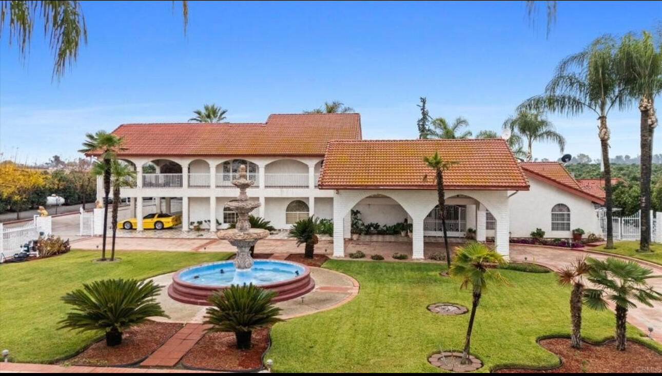 Property Photo: 22981 Avenue 72 CA 93270