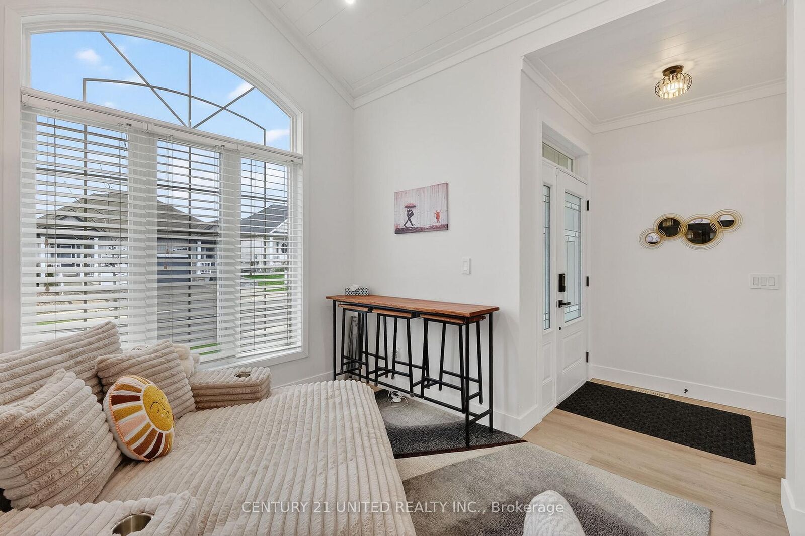 Property Photo:  696 Fisher Street  ON K9A 0H3 