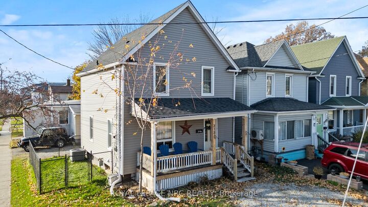 Property Photo: 313 Burgar Street ON L3B 2T5