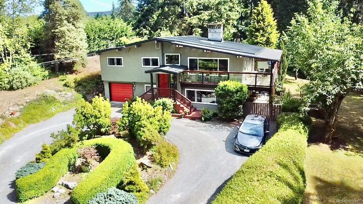 2128 Calais Rd — photo 1