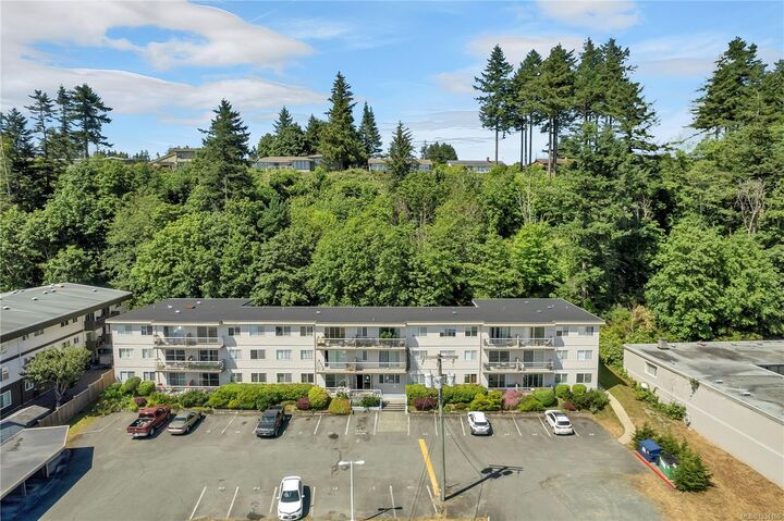 Property Photo:  940 Island Hwy S 31  BC V9W 1B1 