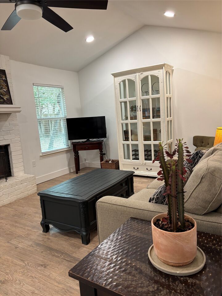 Property Photo:  106 S Mount Rushmore Drive  TX 78613 