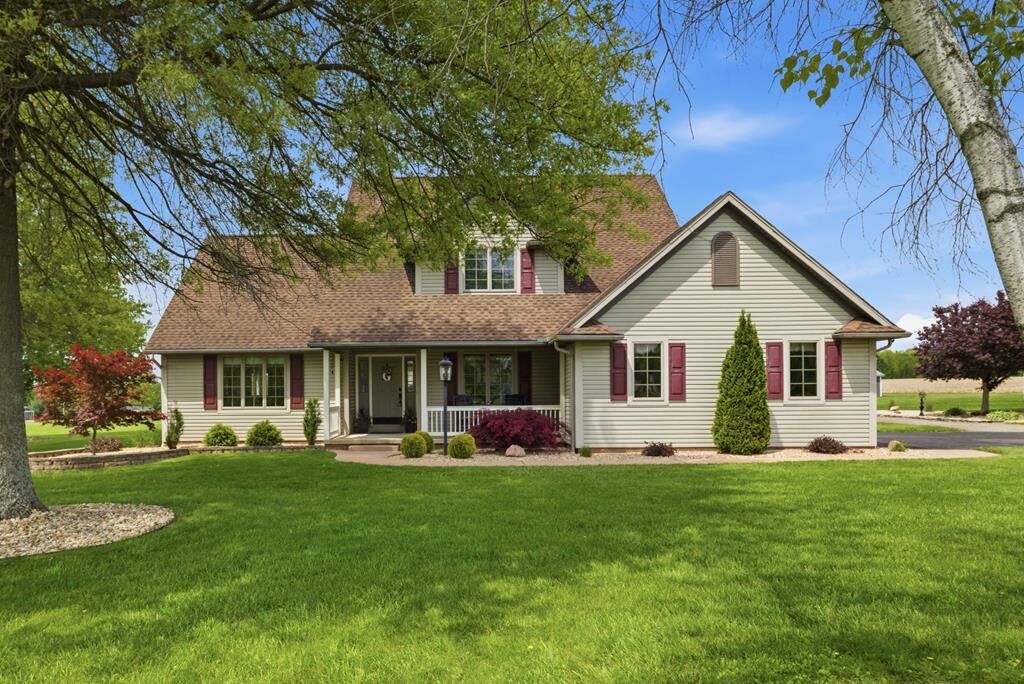 Property Photo: 438 Twp Rd 1500 OH 44805