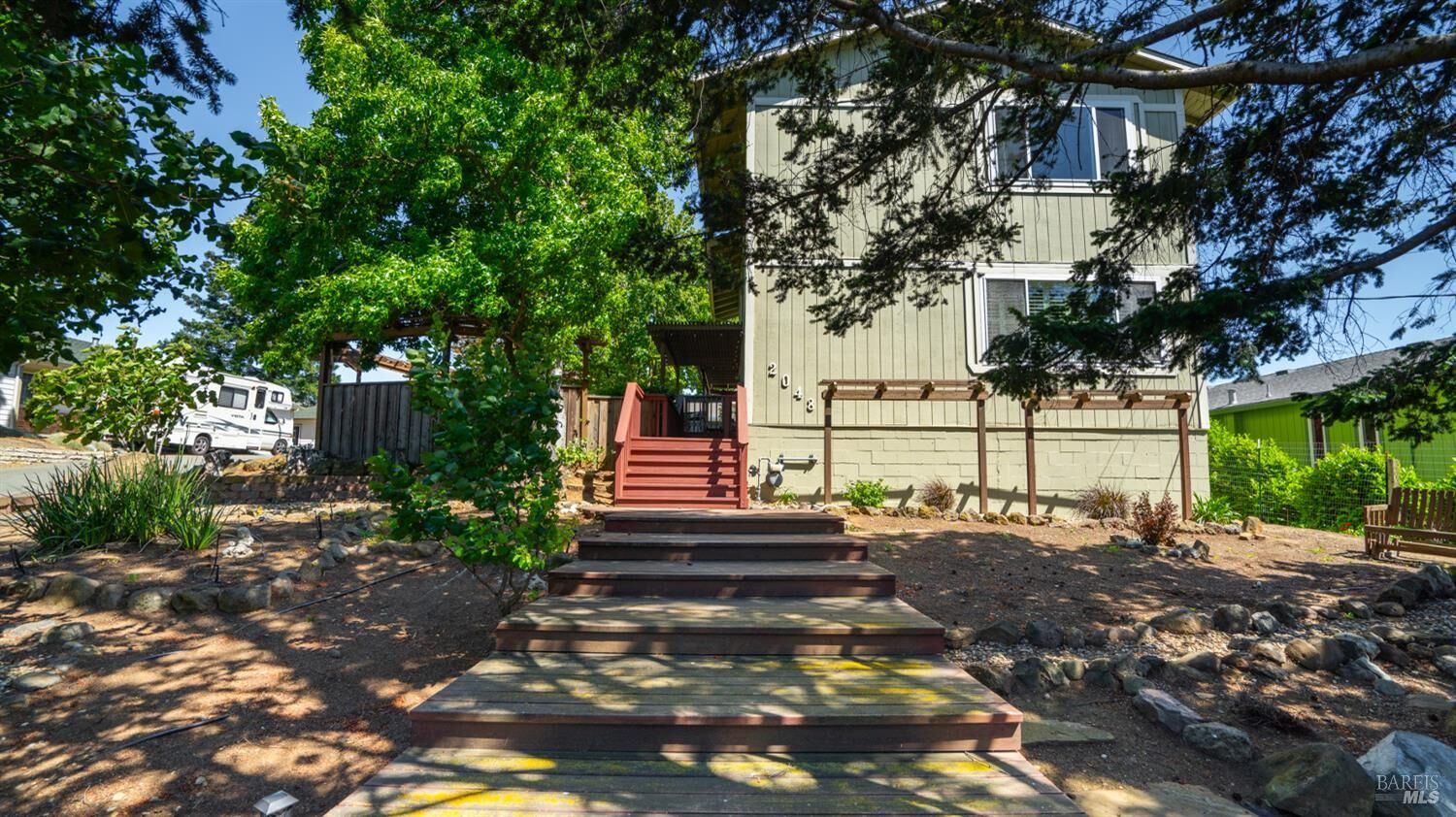 Property Photo:  2048 E 3rd Street  CA 94510 