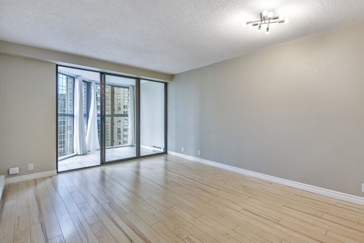 Property Photo:  789 Drake Street 1104  BC V6Z 2N7 