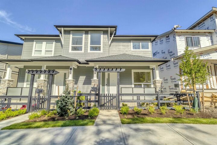 7686 196 Street — photo 1