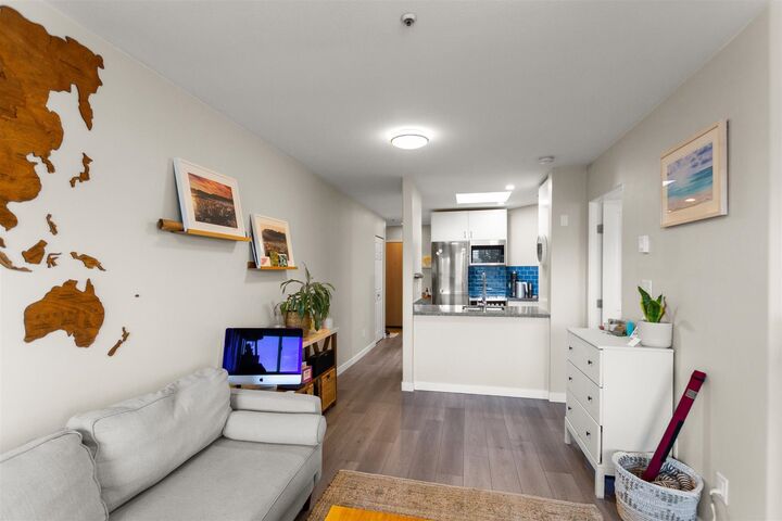 Property Photo:  488 Kingsway Ph414  BC V5T 3J9 