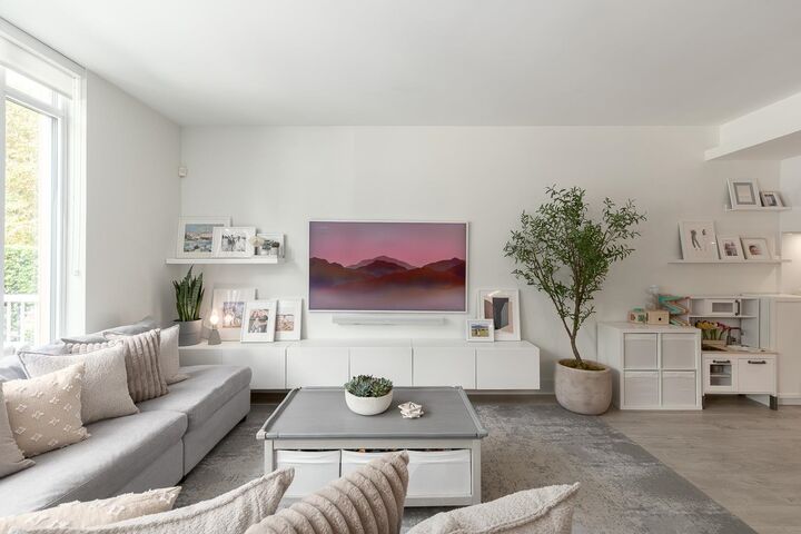 Property Photo:  680 Seylynn Crescent 105  BC V7J 0B5 