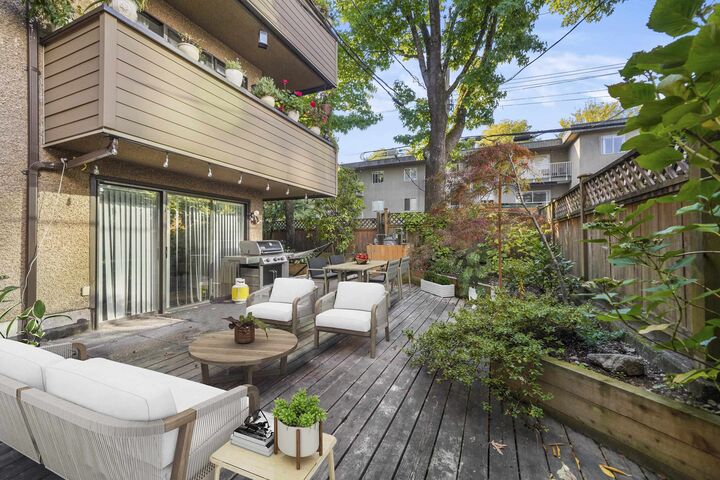 Property Photo:  2935 Spruce Street 101  BC V6H 3N6 