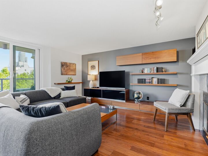 Property Photo:  1566 W 13th Avenue 901  BC V6J 2G4 