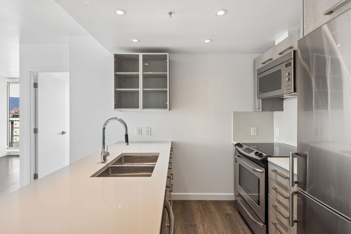 Property Photo:  933 E Hastings Street 902  BC V6A 0G6 