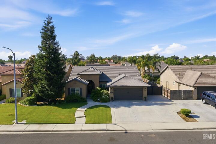 Property Photo:  10821 Corbett Canyon Drive  CA 93312 