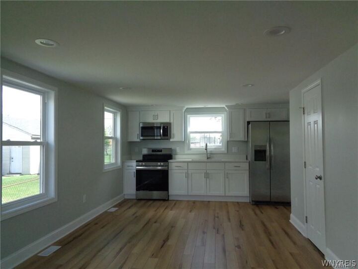 Property Photo:  4563 Union (Left Side) Road  NY 14225 