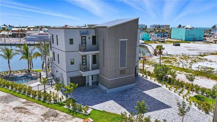 Property Photo:  855 Lagoon St 4  FL 33931 