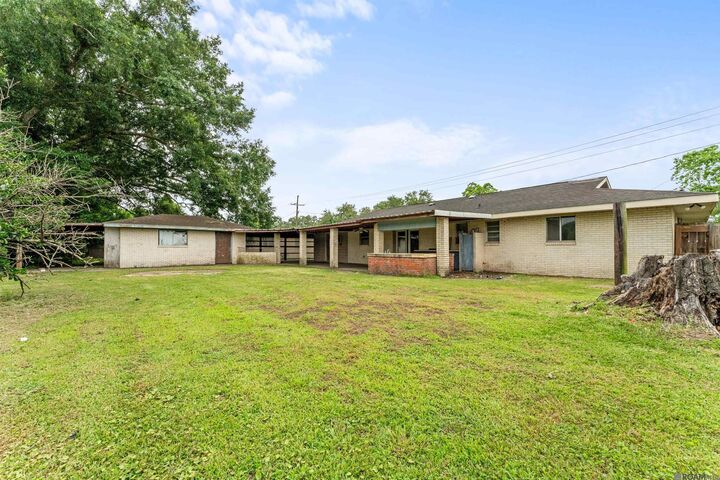 Property Photo:  403 Vatican Dr  LA 70346 