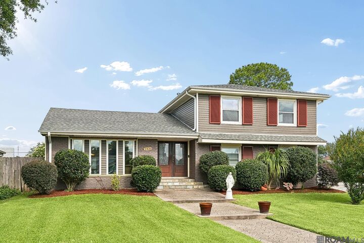 Property Photo: 2820 Ingrid Lane LA 70003