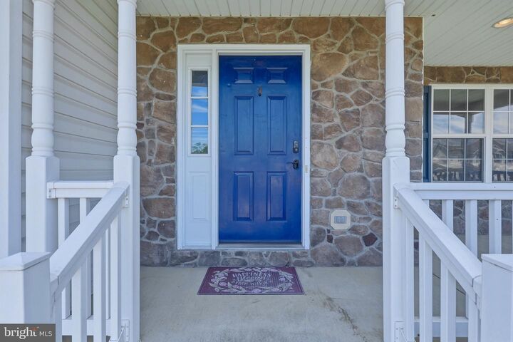 Property Photo:  251 Thayers Gull Drive  WV 25405 