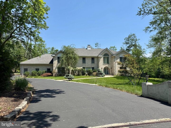 Property Photo:  60 Evergreen Lane  NJ 07069 