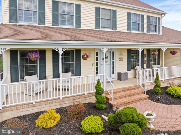 Property Photo:  86 Carriage Trail  NJ 08502 