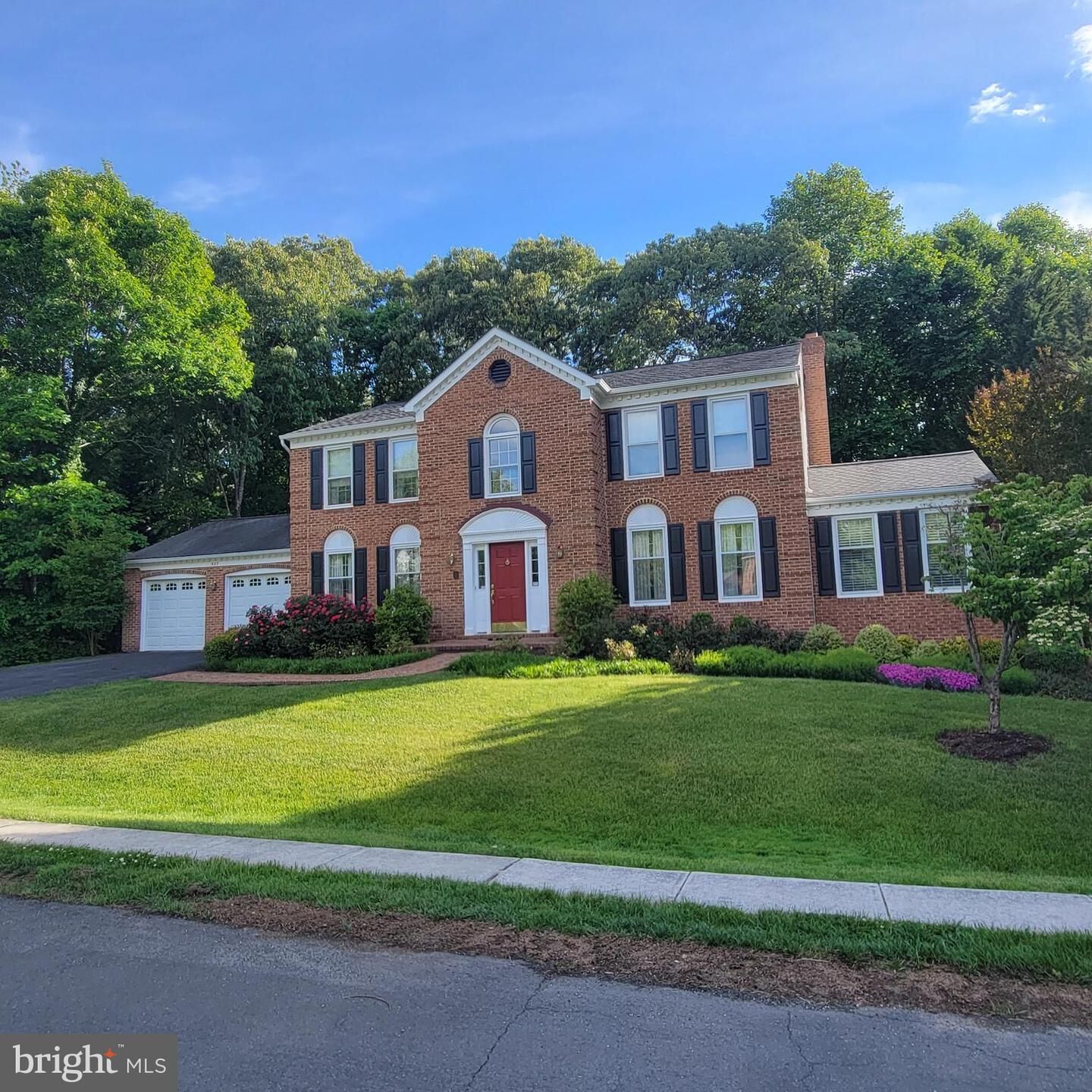 Property Photo: 527 Post Oak Rd MD 21401
