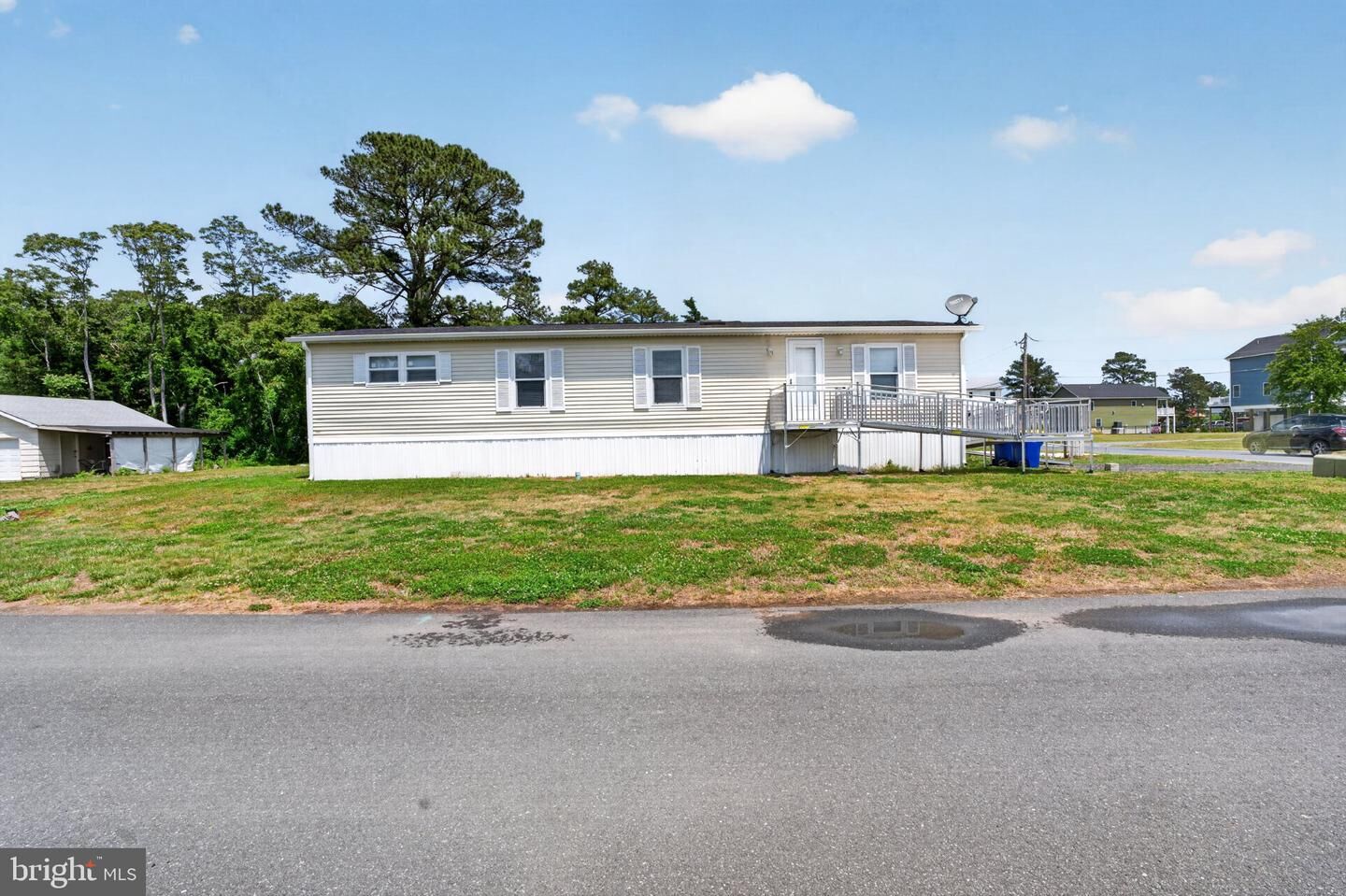 Property Photo: 28436 Delaware Avenue DE 19966