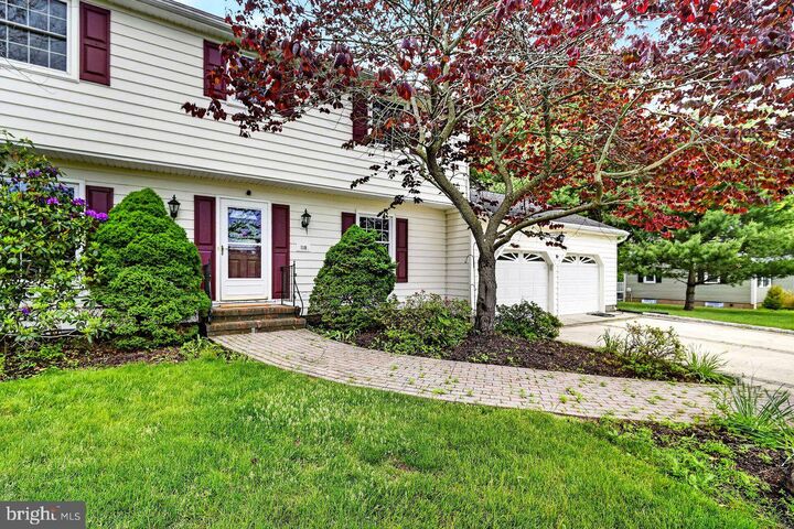 Property Photo:  118 Bull Run Road  NJ 08638 