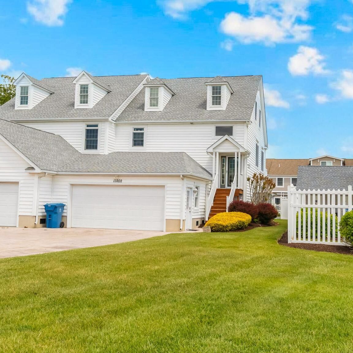 Property Photo:  13202 Stone Harbor Lane 106  MD 21842 