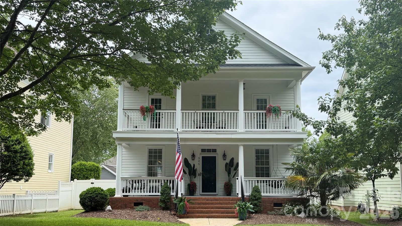 Property Photo:  325 Elis Way  SC 29708 