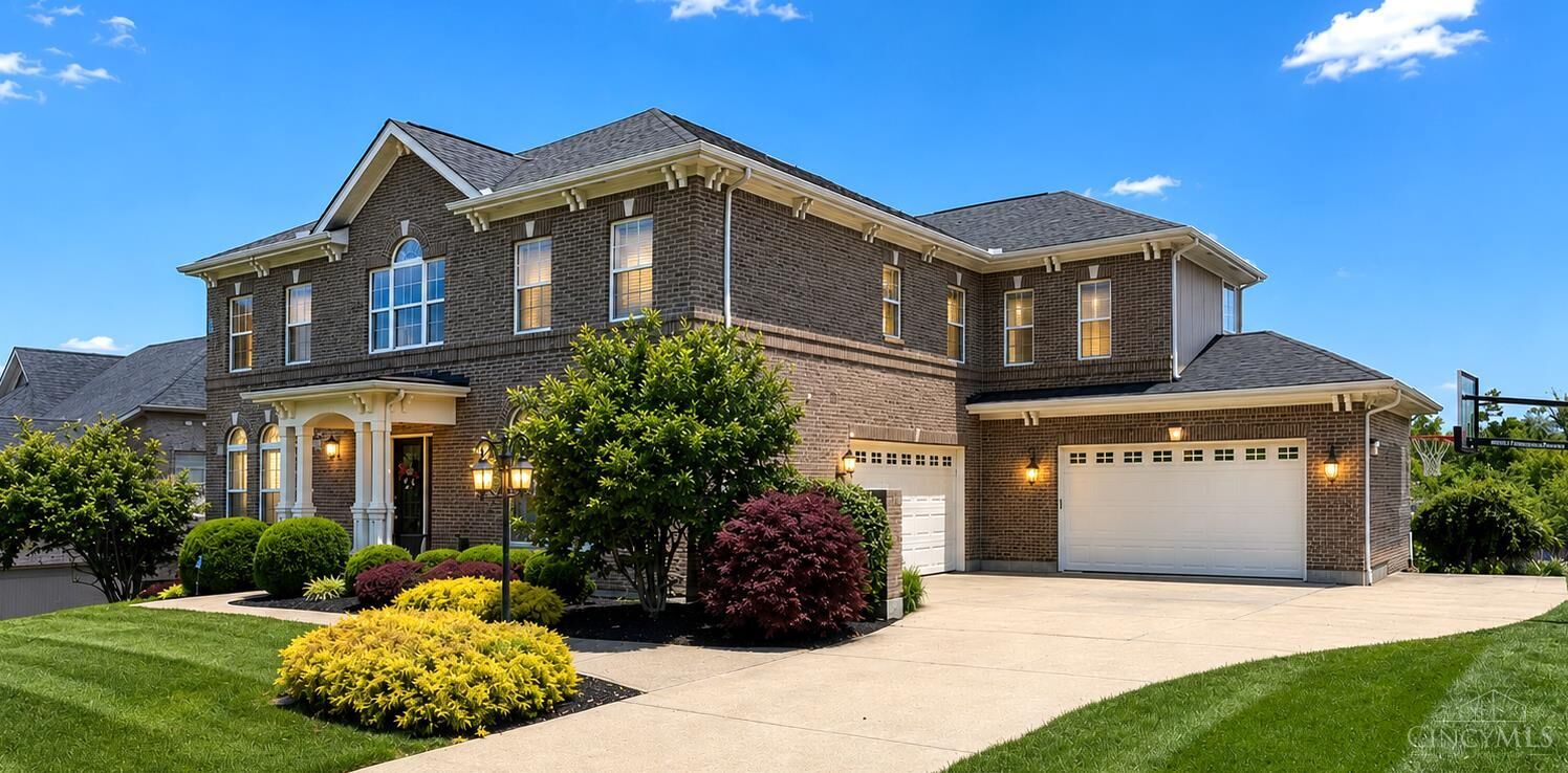 Property Photo:  2325 Estate Ridge Drive  OH 45244 