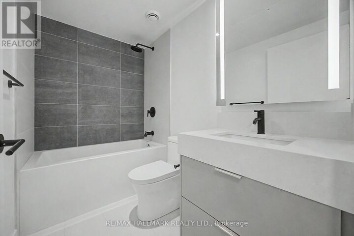 Property Photo:  308 Jarvis Street 309  ON M5B 0E3 