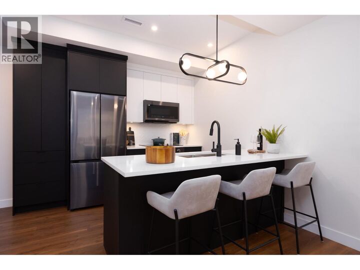 Property Photo:  1281 Pridham Avenue 106  BC V1Y 6B3 