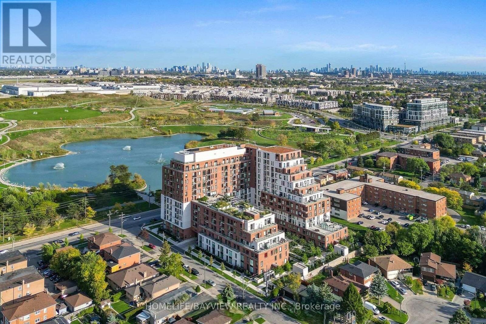 Property Photo:  3100 Keele Street 438  ON M3M 2H4 