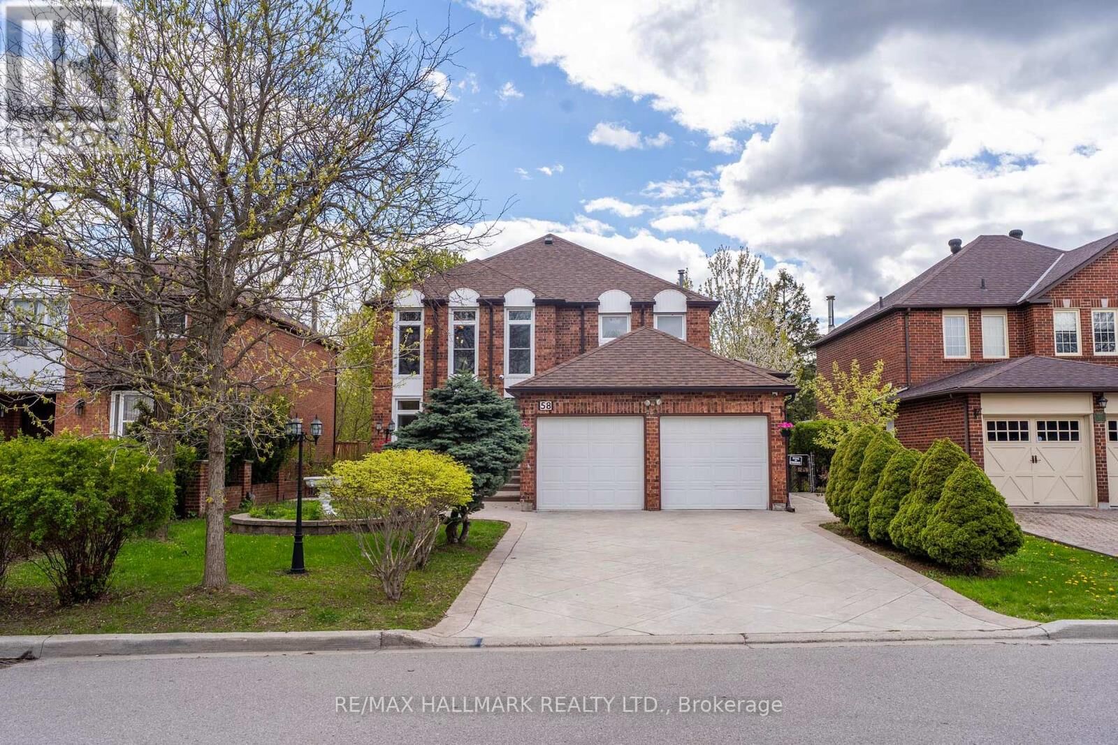Property Photo:  58 Alexis Road  ON L3T 6Z8 