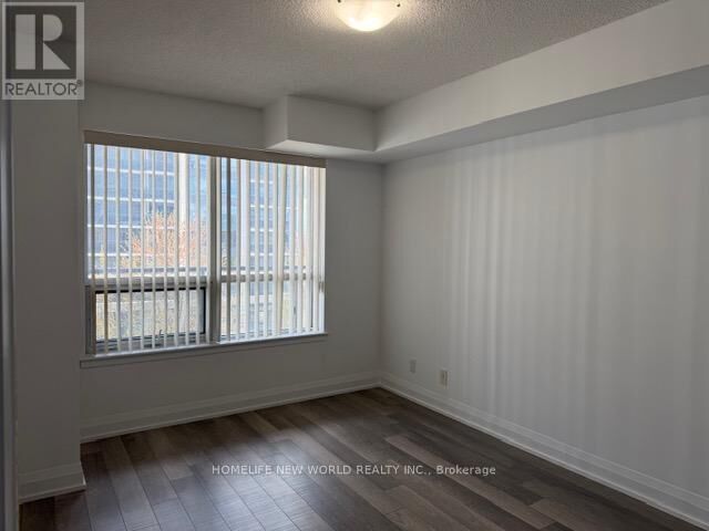 Property Photo:  376 Highway 7 East 511  ON L4B 0C7 