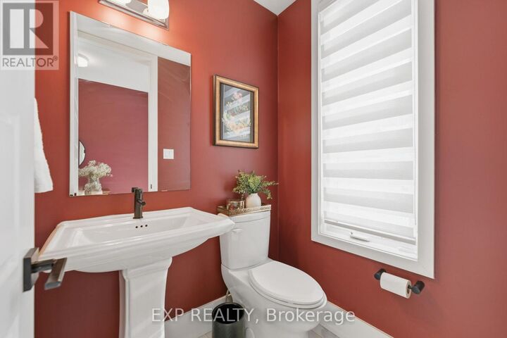 Property Photo:  144 Unity Place  ON K2S 2Y8 