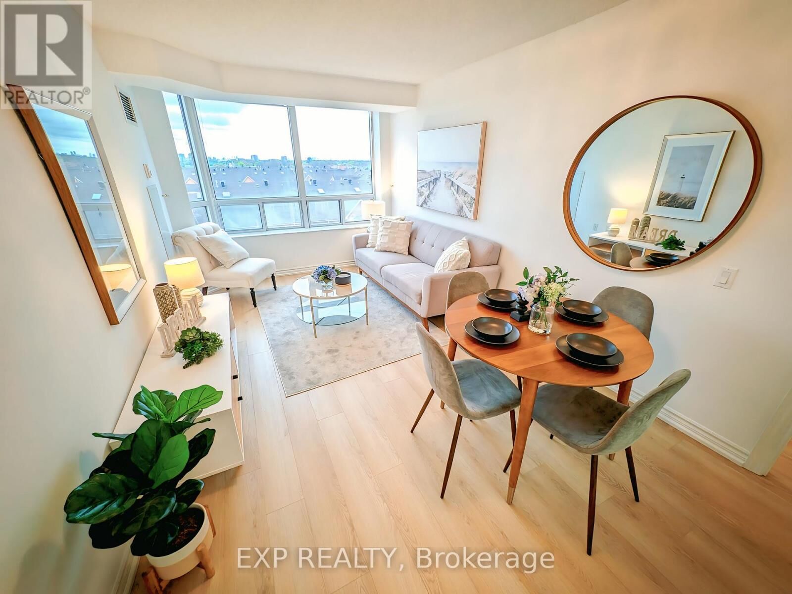 Property Photo: 3088 Kennedy Road 712 ON M1V 5M4
