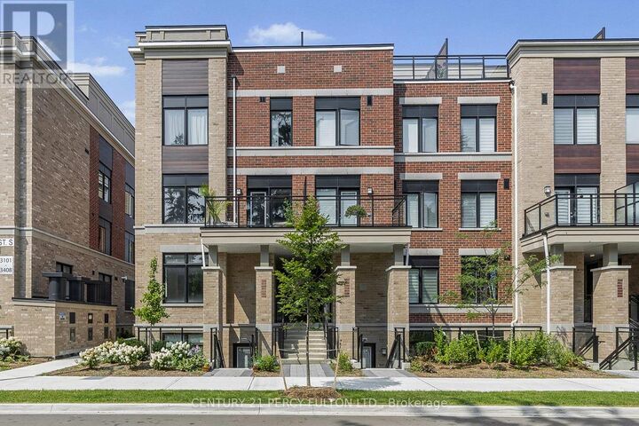 Property Photo:  58 Elizabeth Street South 2208  ON L4C 5W2 