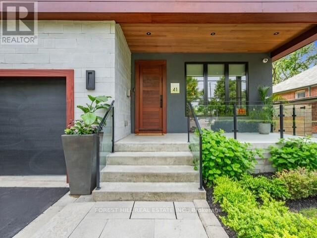 Property Photo:  41 Invermay Avenue  ON M3H 1Z1 