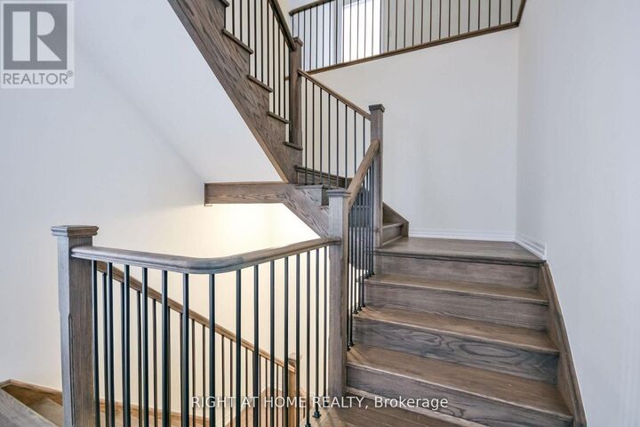 Property Photo:  215 Sutherland Street  ON L0M 1S0 