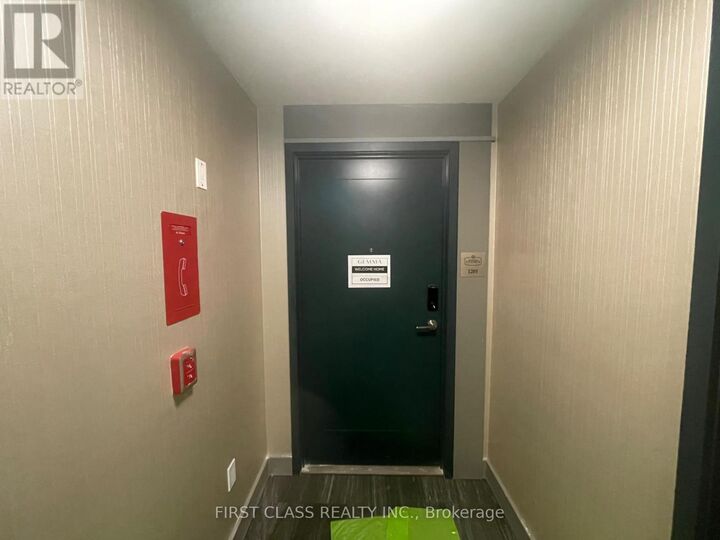 Property Photo: 15 Watergarden Drive 1201 ON L5R 1B2