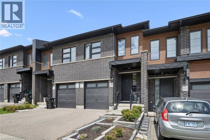 Property Photo:  907 Robert Ferrie Drive  ON N2R 0P2 