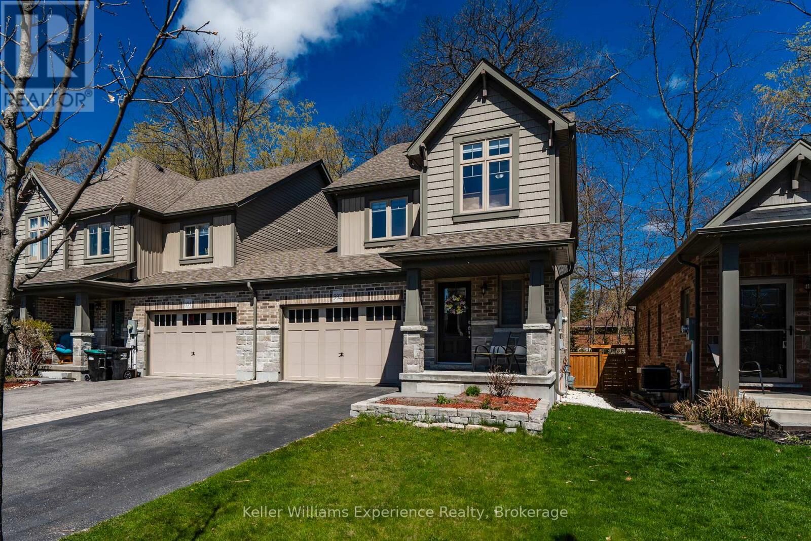 Property Photo: 992 Cook Drive ON L4R 0E4
