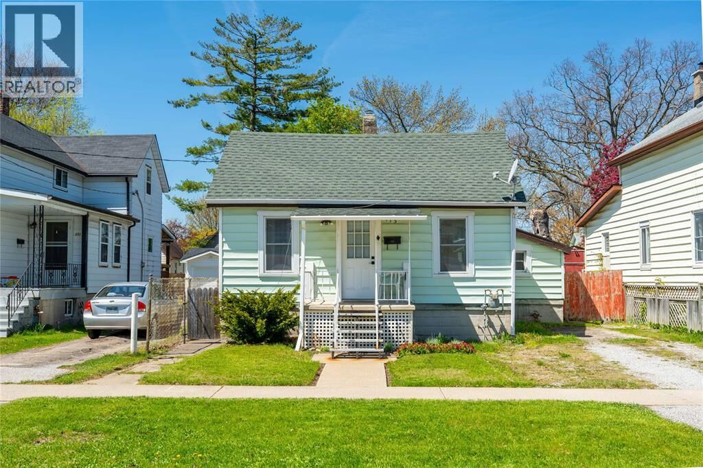 Photo de la propriété:  173 Cotterbury Street  ON N7T 6M2 