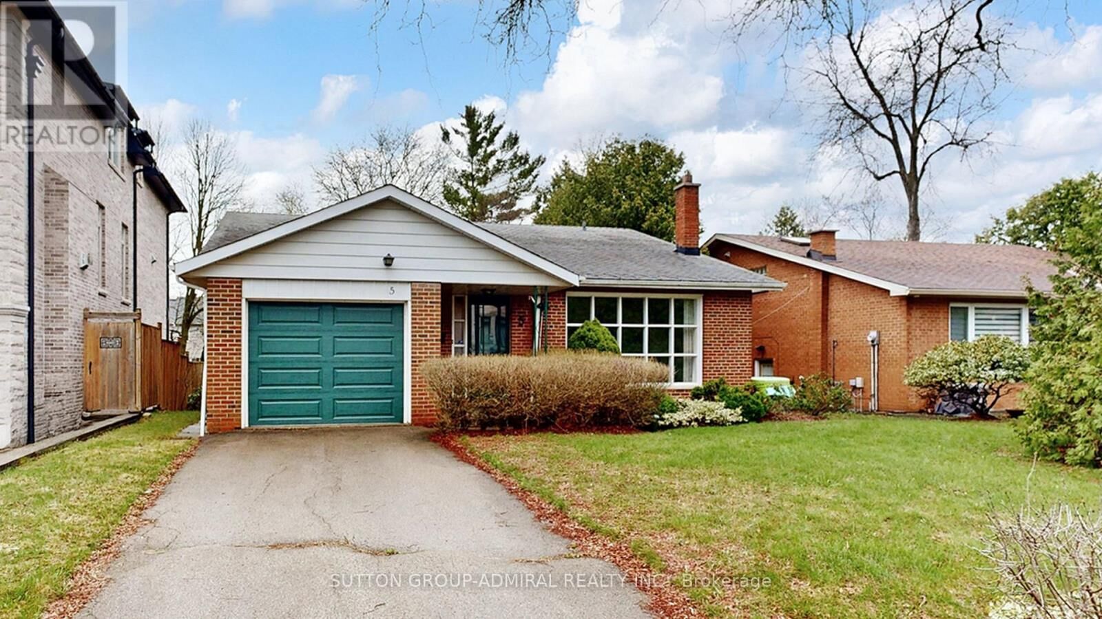 Property Photo:  5 Wedgeport Place  ON M2N 4B3 