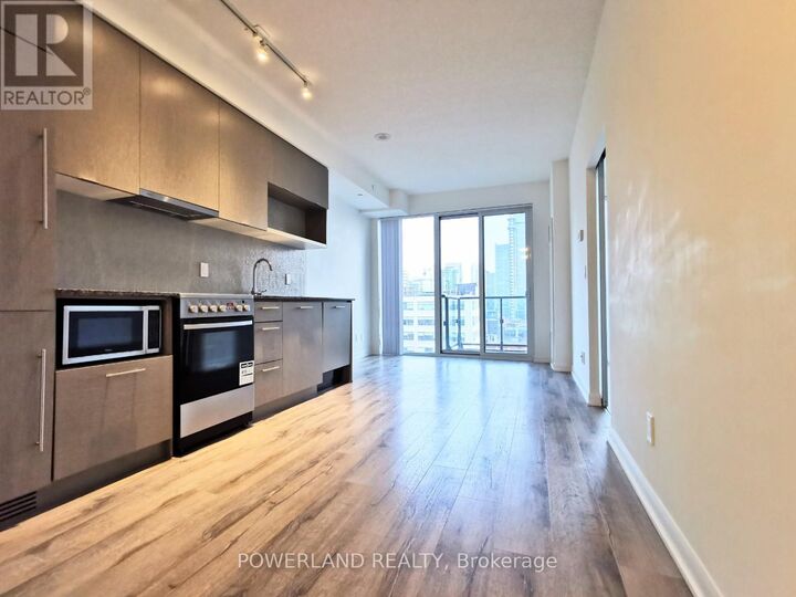 Property Photo:  435 Richmond Street West 1107  ON M5V 1X9 